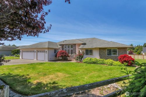 28410 84th Dr Nw, Stanwood, WA, 98292-5961 | Card Image