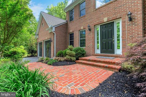 9020 Dubois Rd, CHARLOTTE HALL, MD, 20622-4402 | Card Image