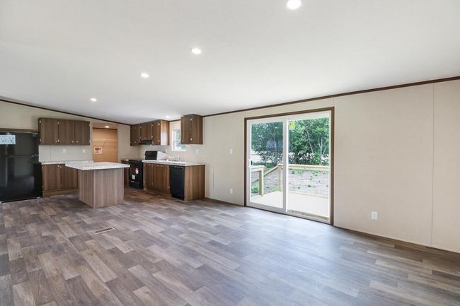 707 W 8 Th St, House other with 4 bedrooms, 2 bathrooms and 2 parking in Coleman TX | Image 10
