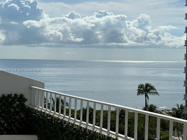 Residential Lease in Key Biscayne