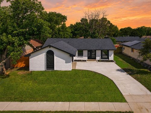 926 Key Colony Dr, Garland, TX, 75043-5215 | Card Image