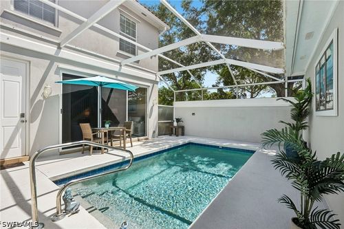 15599 Latitude Dr, BONITA SPRINGS, FL, 34135-8516 | Card Image