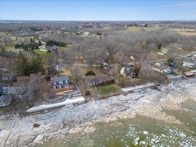 12 Harbourview Rd, House other with 3 bedrooms, 2 bathrooms and 8 parking in Port Colborne ON | Image 36