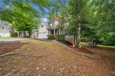 4223 Glenlake Parkway Nw, House other with 5 bedrooms, 3 bathrooms and 2 parking in Kennesaw GA | Image 2