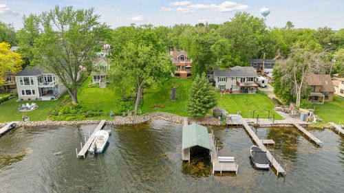 2452 Black Lake Rd, Spring Park, MN, 55384-9737 | Card Image