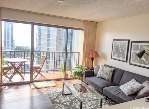 apt-2006-2140 Kuhio Ave, Honolulu, HI, 96815-2312 | Card Image