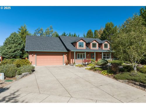 2131 Willow Loop E, Florence, OR, 97439-7701 | Card Image