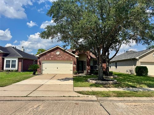 12905 Meadow Springs Dr, Pearland, TX, 77584-6515 | Card Image