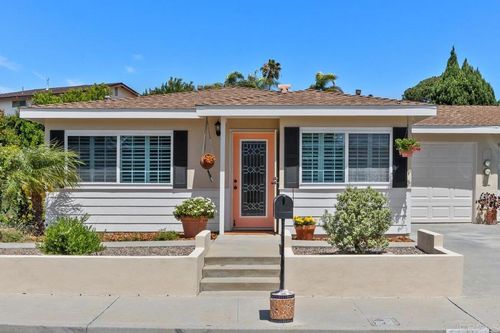 3240 Calle Osuna, Oceanside, CA, 92056 | Card Image