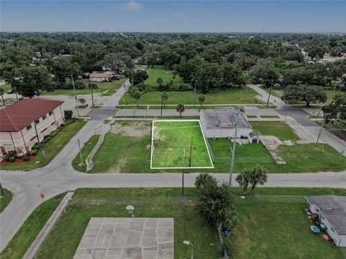 3812 N 29th St, TAMPA, FL, 33610-7713 | Card Image