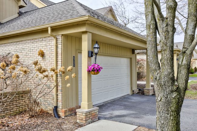 6255 Celeste Rd, Condo with 4 bedrooms, 4 bathrooms and null parking in West Bloomfield MI | Image 48