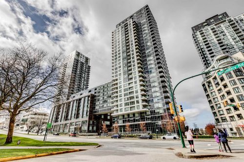 652-5515 Boundary Rd, Vancouver, BC, V5R0E3 | Card Image