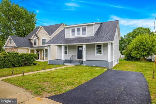 862 Forest St, DOVER, DE, 19904-3418 | Card Image