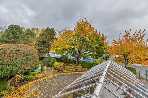 {{alt}} | Card Image