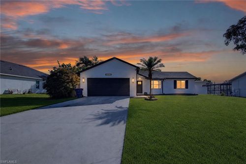 18521 Phlox Dr, FORT MYERS, FL, 33967-6153 | Card Image