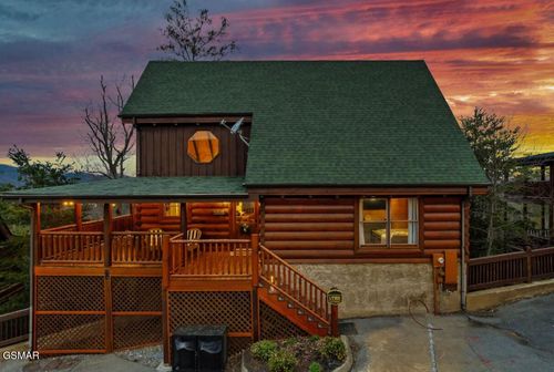 2009 Cougar Crossing Way, Sevierville, TN, 37876 | Card Image