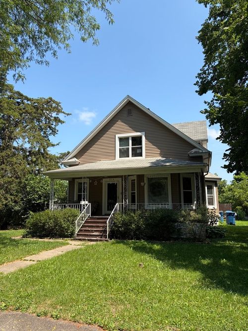 314 E South St, Dwight, IL, 60420-1440 | Card Image
