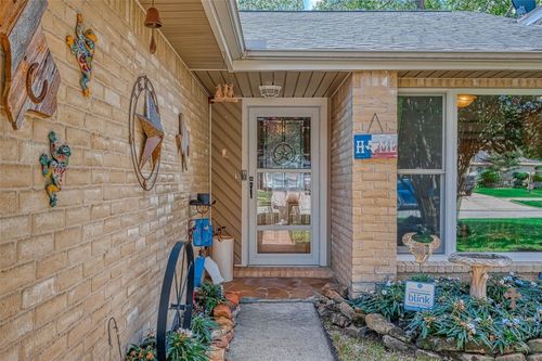 10107 Hollow Canyon Dr, Sugar Land, TX, 77498-1422 | Card Image