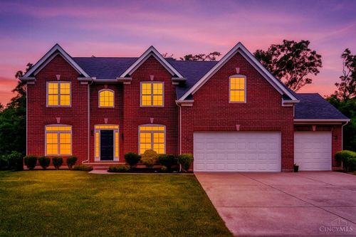7498 Cherokee Ln, Liberty Twp, OH, 45044-3266 | Card Image