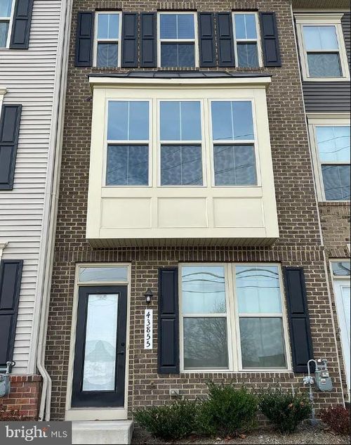 43855 Stubble Corner Sq, ASHBURN, VA, 20147-5727 | Card Image
