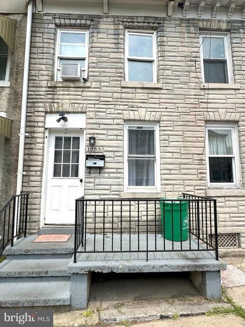 1053 Muhlenberg St, READING, PA, 19602-1924 | Card Image
