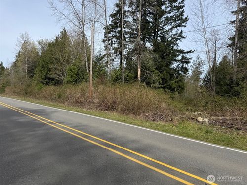 143 XX Kayak Point Rd, Stanwood, WA, 98292-5327 | Card Image