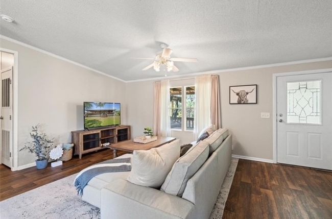 Living/main family room | Image 15