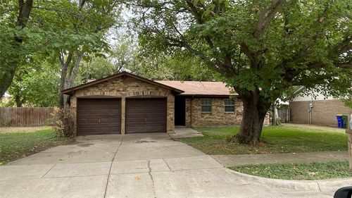 6952 Declaration St, Watauga, TX, 76148-1944 | Card Image