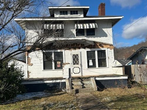 517 Orchard St, Ironton, OH, 45638-1167 | Card Image