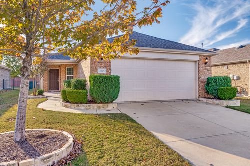 2325 Beachfront Dr, Frisco, TX, 75036-2805 | Card Image