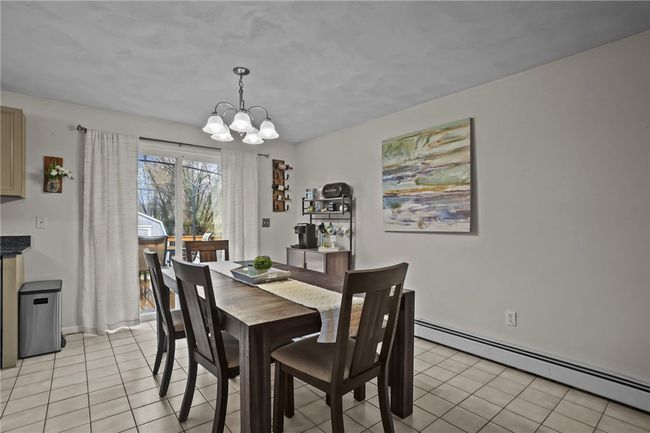 Dining Area | Image 10