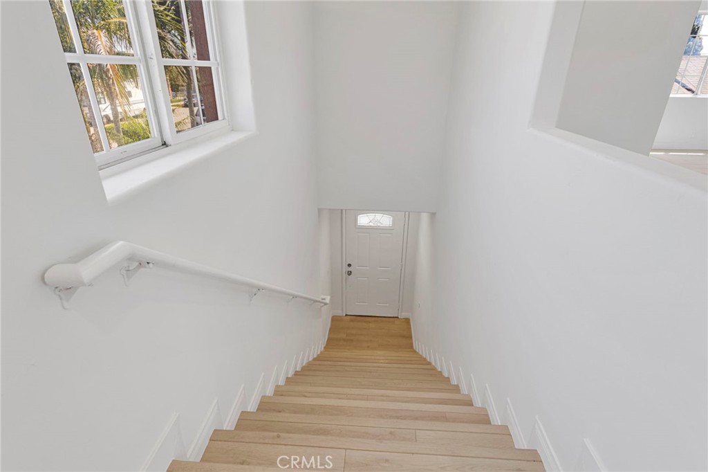 Residential Lease in Los Angeles 3