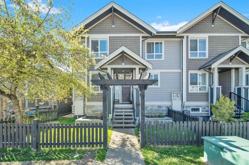 11155 240 St, Maple Ridge, BC, V2W0H7 | Card Image