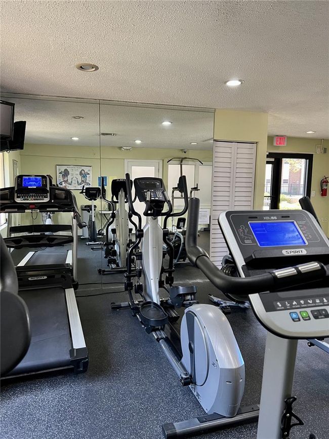 APT-203 - 10100 Sailwinds Blvd N, Condo with 3 bedrooms, 2 bathrooms and null parking in LARGO FL | Image 43