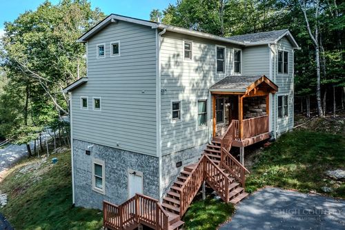 103 Upper Snowbird Trl, Beech Mountain, NC, 28604-8230 | Card Image