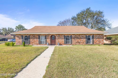 118 Granada Dr, Lafayette, LA, 70506-3821 | Card Image