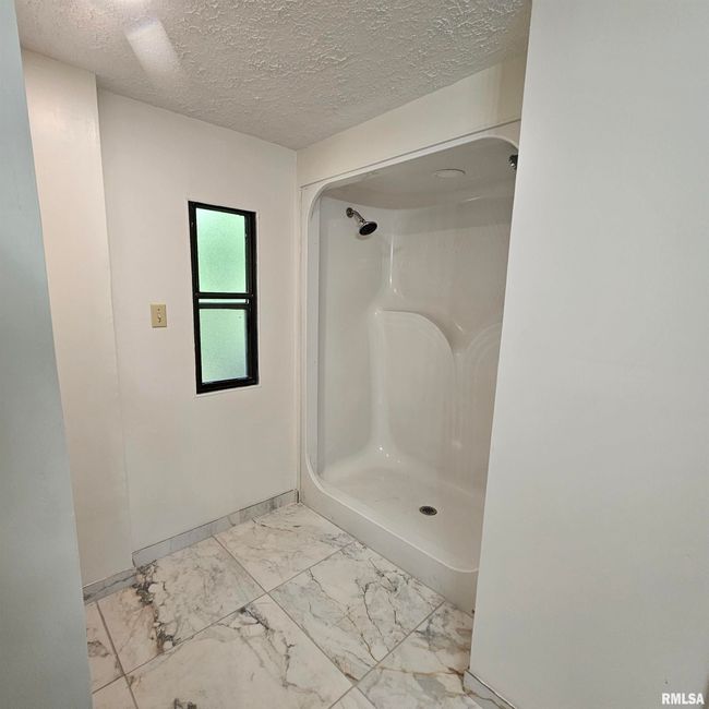 22488 N Mayflower Ln, House other with 3 bedrooms, 2 bathrooms and null parking in Dix IL | Image 61