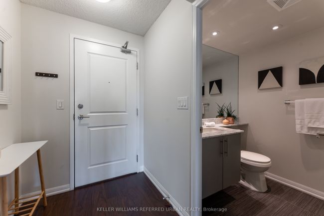 1813 - 125 Western Battery Rd, Condo with 2 bedrooms, 2 bathrooms and 1 parking in Toronto ON | Image 8