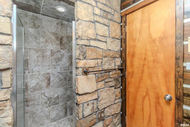 501 W High St, House other with 3 bedrooms, 2 bathrooms and null parking in Roanoke IL | Image 31