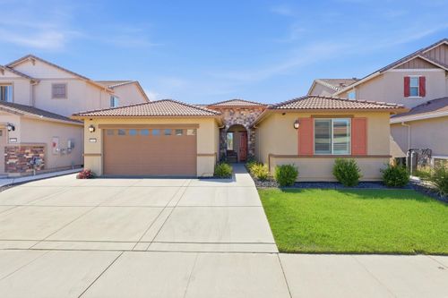 7953 Gander Way, Antelope, CA, 95843-6040 | Card Image