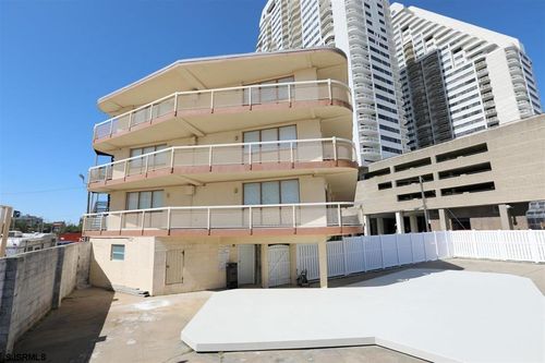 apt-206-108 S Montpelier Ave, Atlantic City, NJ, 08401-6248 | Card Image