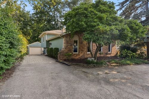 26W241 Jewell Rd, Winfield, IL, 60190-1107 | Card Image