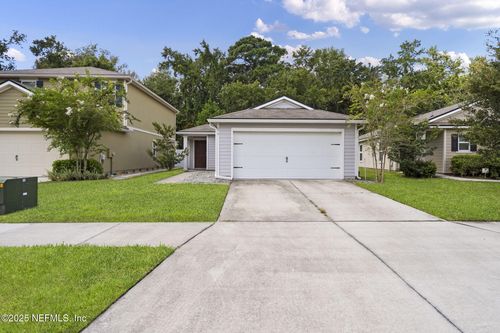 8036 Meadow Walk Ln, Jacksonville, FL, 32256-8071 | Card Image