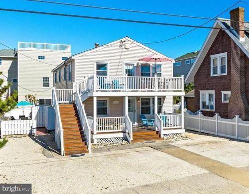 25 E 49th St, LONG BEACH TOWNSHIP, NJ, 08008-3908 | Card Image