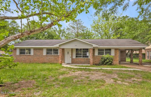 3105 Scovel Ave, Pascagoula, MS, 39581-2757 | Card Image