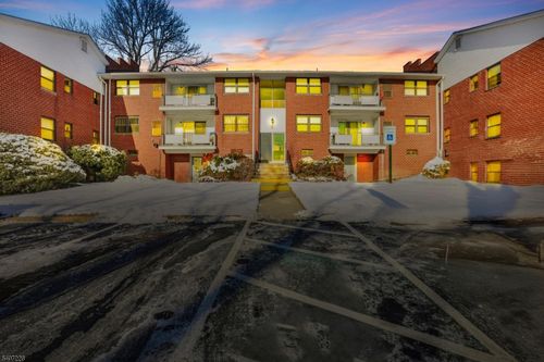 3-1300 Rock Ave, North Plainfield, NJ, 07060-3535 | Card Image