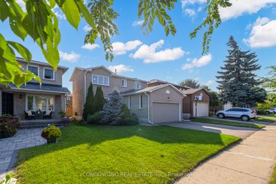 92 Houseman Cres, House other with 3 bedrooms, 4 bathrooms and 4 parking in Richmond Hill ON | Image 2