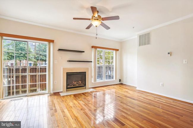 6119 Madison Crest Ct, Townhouse with 3 bedrooms, 4 bathrooms and null parking in FALLS CHURCH VA | Image 9