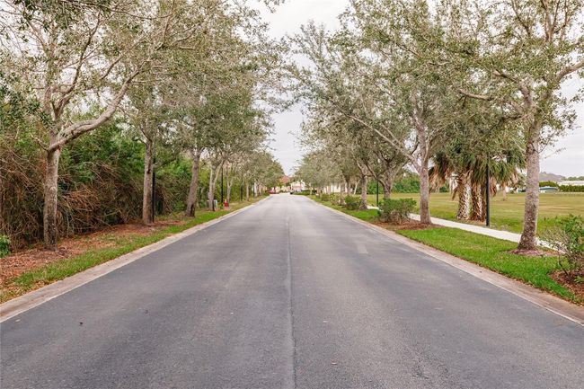 COMMUNITY ENTRANCE | Image 49