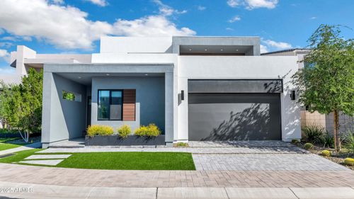 4627 N 61st Pl, Scottsdale, AZ, 85251-1914 | Card Image
